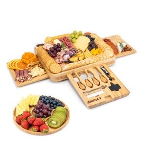 BRAND NEW CHARCUTERIE BOARD AND SERVING TRAY!!! SMIRLY BAMBOO